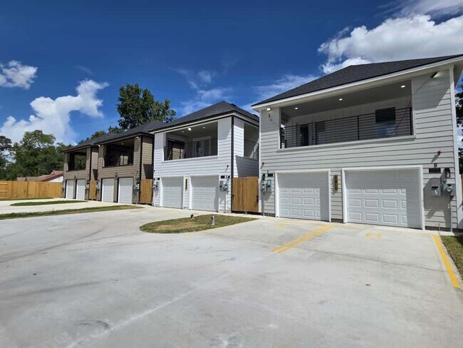 Building Photo - 8406 De Priest St