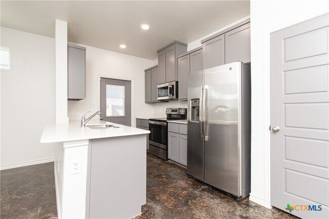 Building Photo - 319 Riptide Dr