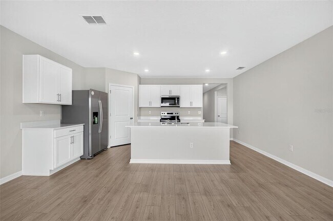 Building Photo - 10924 Rabbit Grv Trl