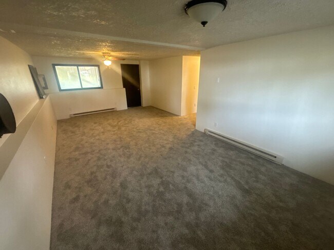 Building Photo - Charming 2 Bed, 2 Bath Home! *SPECIAL: $50...