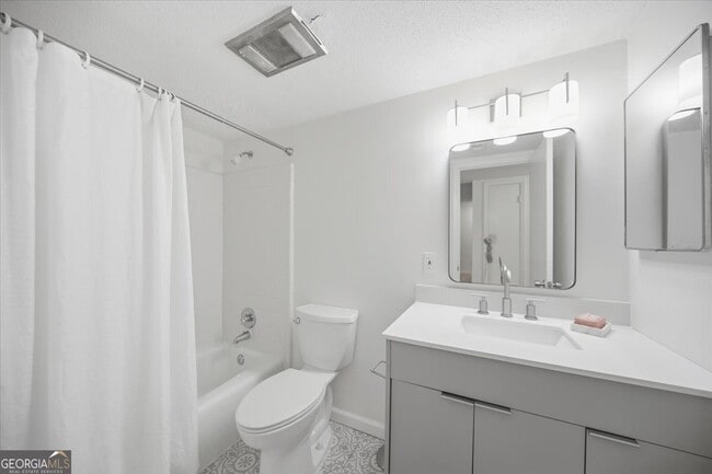 Building Photo - 26 Arpege Way NW