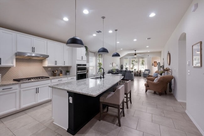 Building Photo - Bright & Airy Home on Curling Post