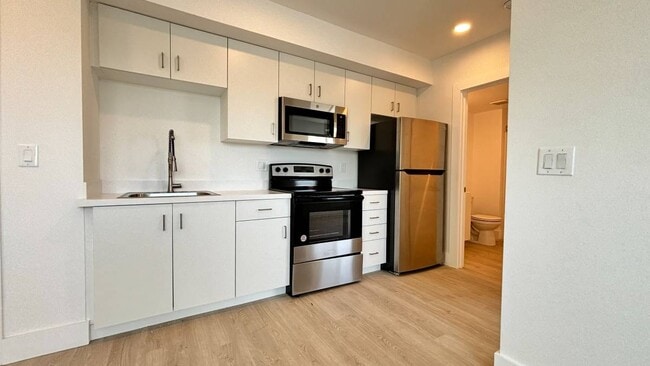 Building Photo - 9300 Compton Ave