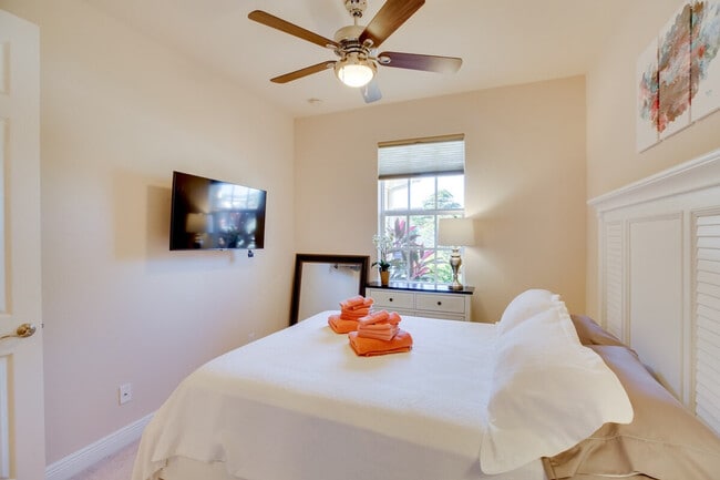 Building Photo - 19738 Tesoro Way