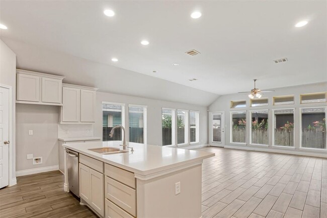 Building Photo - 204 Magdalene Way