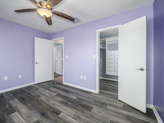 Building Photo - 6304 Grand Bahama Cir