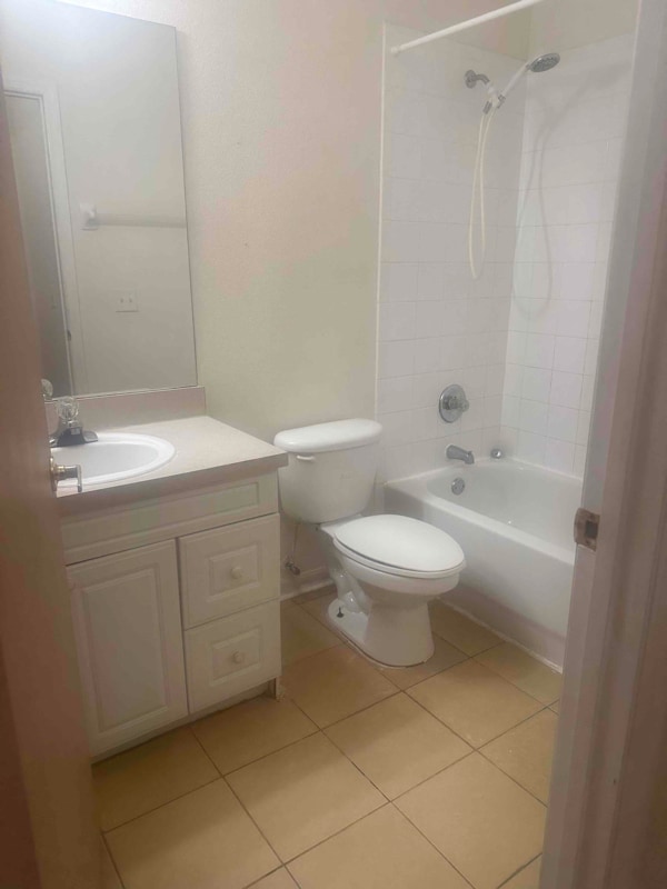 Building Photo - 914 Caribbean Dr