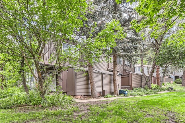 Building Photo - 350 Arapahoe Ave