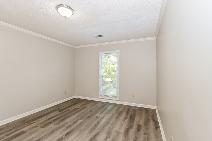 Building Photo - 7653 Dexter Run Cir