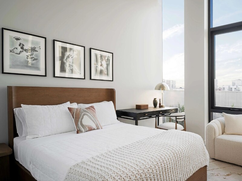 Building Photo - 1111 W Tilden St