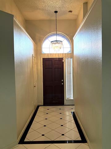 Building Photo - 6006 Team Ct