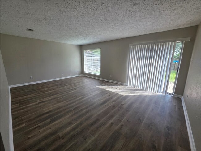 Building Photo - 17602 Heritage Bay Dr