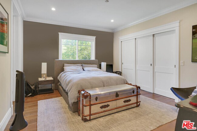 Building Photo - 19633 Wells Dr