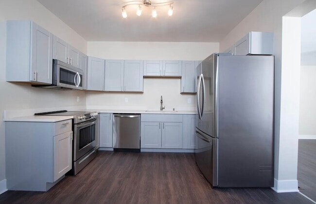 Building Photo - Remodeled Single-Family Home