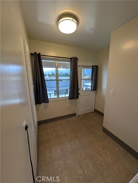 Building Photo - 610 Sunset Blvd