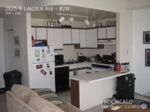 Building Photo - 2825 N Lincoln Ave