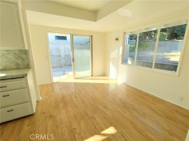 Building Photo - 374 Grand