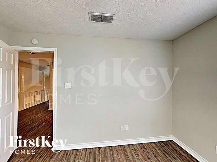 Building Photo - 6622 Autumn Flowers Dr