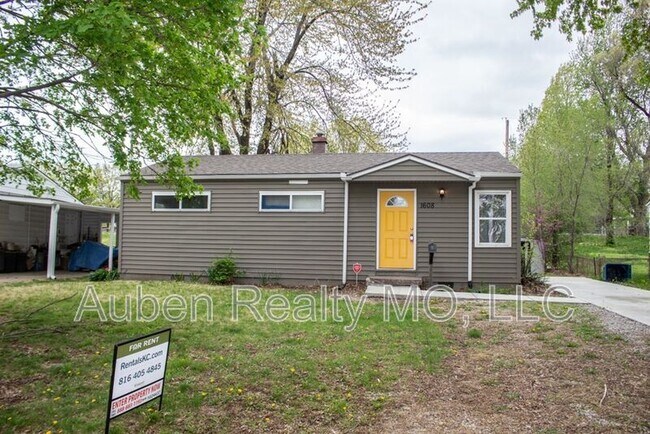 Primary Photo - 1608 N Pearl St