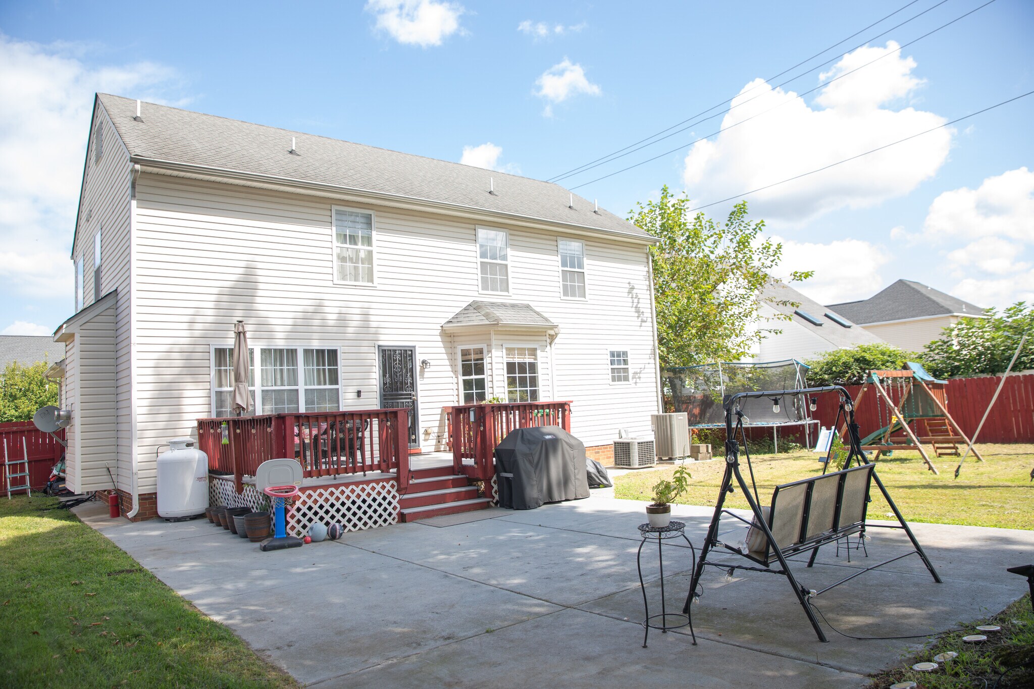Building Photo - 9023 Jeans Grove Ln