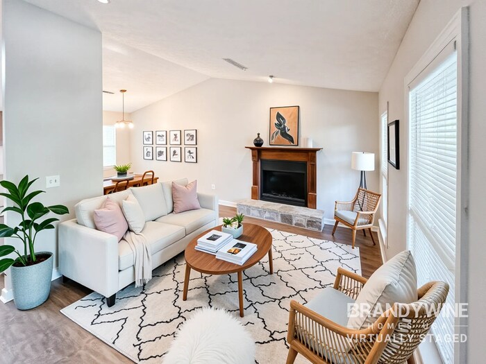 Building Photo - 5565 La Fleur Trail