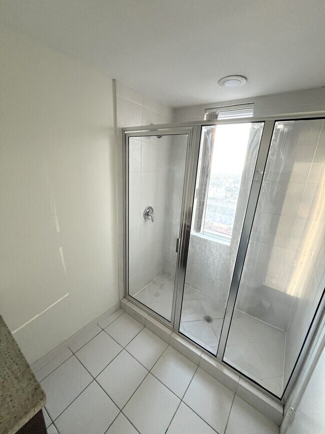 Building Photo - 185 SW 7th St