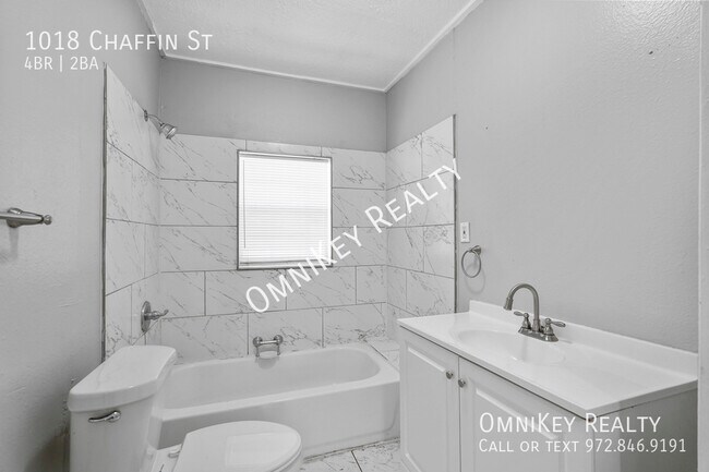 Building Photo - 1018 Chaffin St