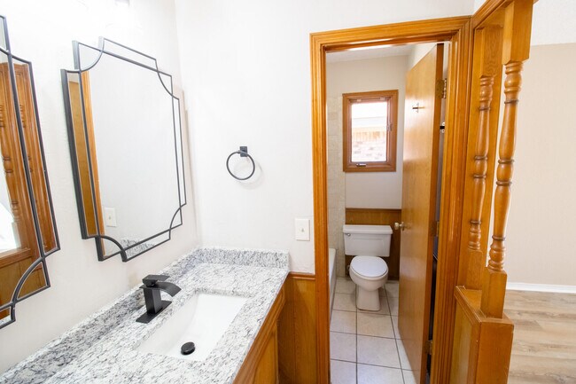 Building Photo - 5113 71st St