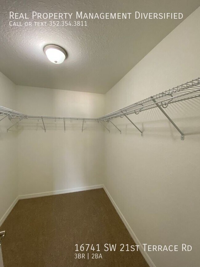 Building Photo - 16741 SW 21st Terrace Rd