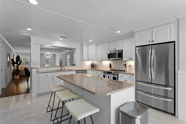 Building Photo - 4815 W San Rafael St