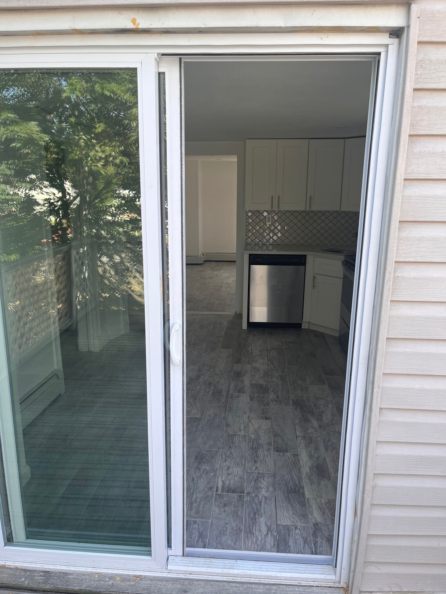 Building Photo - 349 Bellmore Rd