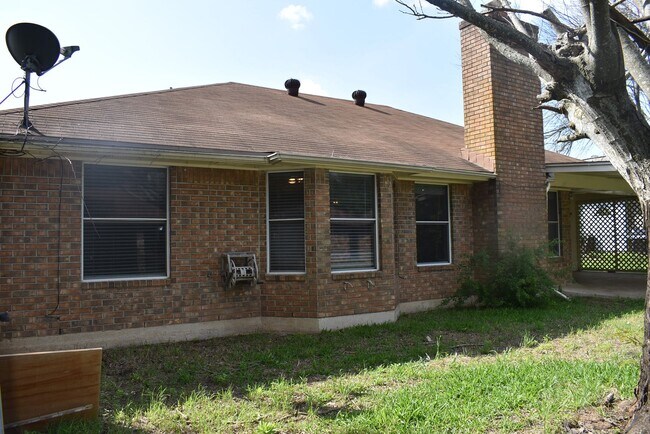Building Photo - 3 Bedroom in Copperas Cove Established Neighborhood!