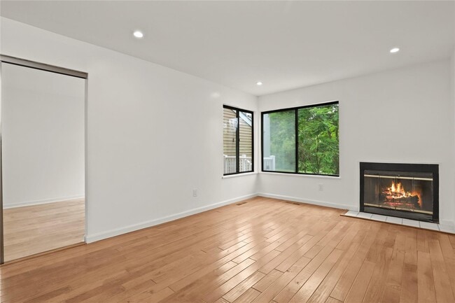 Building Photo - 41 Rambling Brook Rd