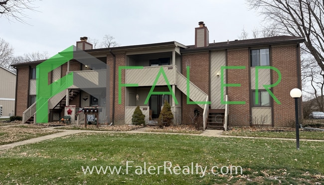 Building Photo - 2nd Floor Condo with Private Entrance