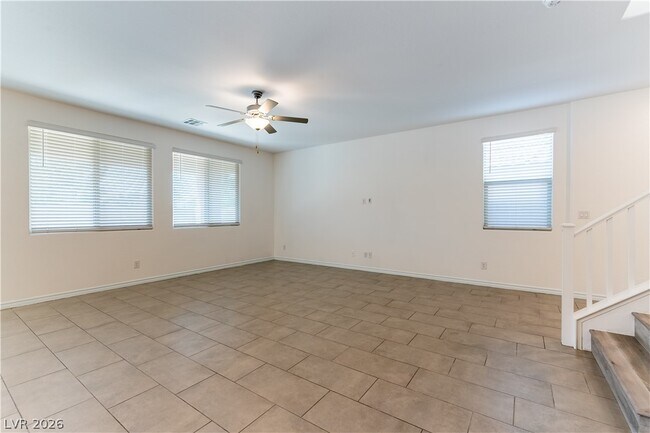 Building Photo - 12333 Silvana St