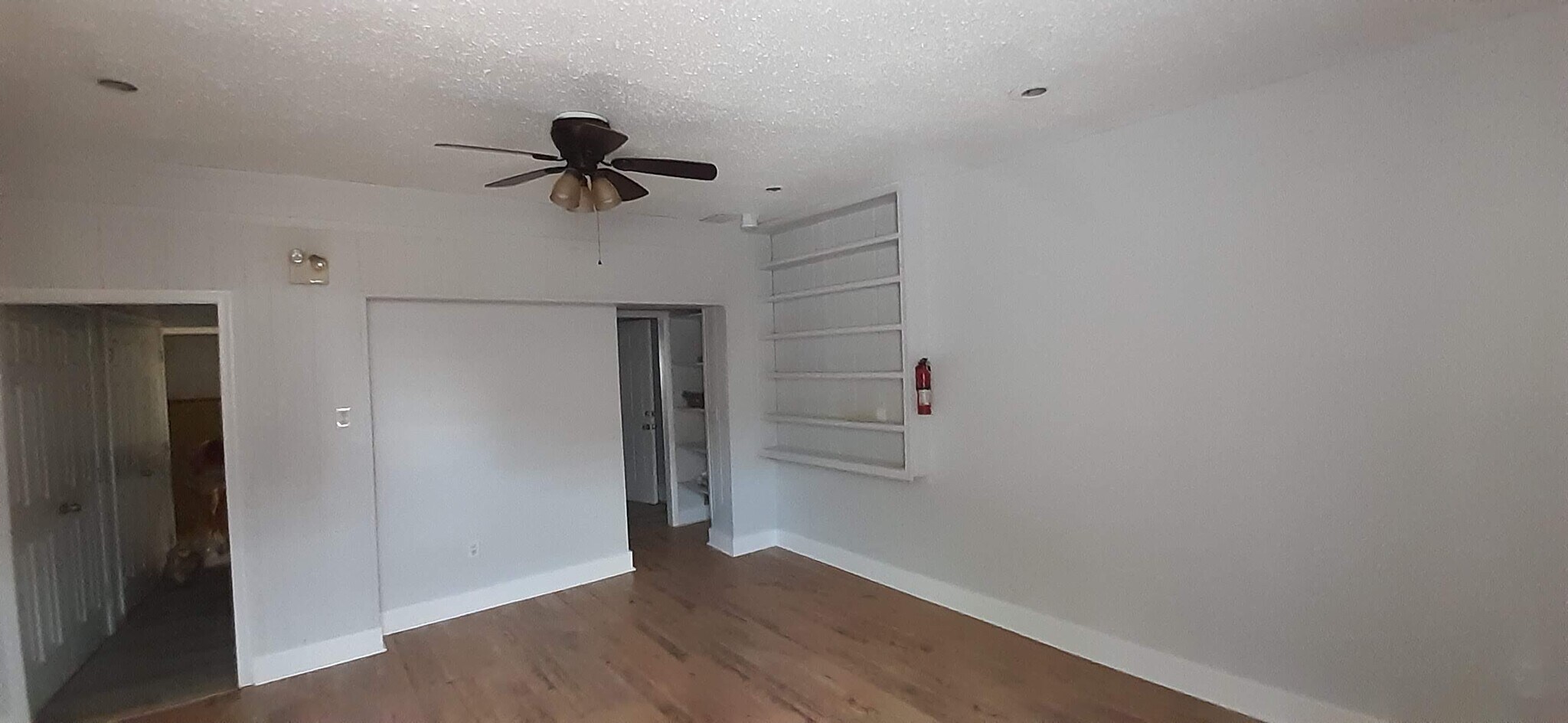 Building Photo - 7153 Torresdale Ave