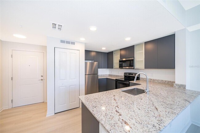 Building Photo - 5579 Millennia Park Dr