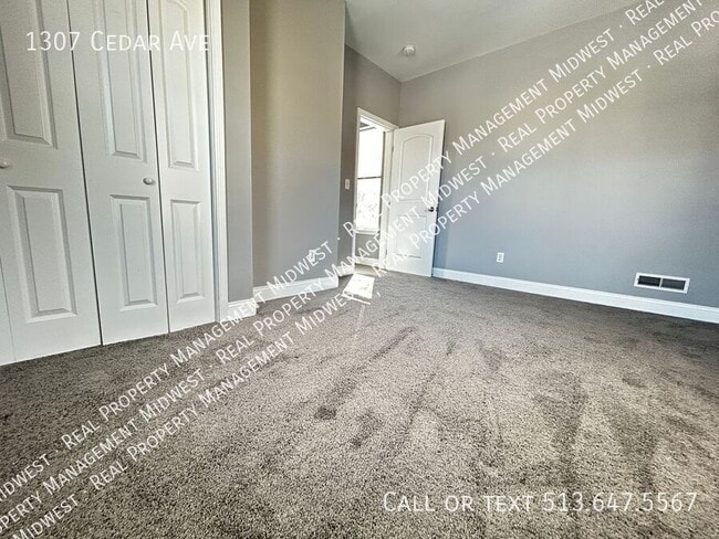 Building Photo - 1307 Cedar Ave