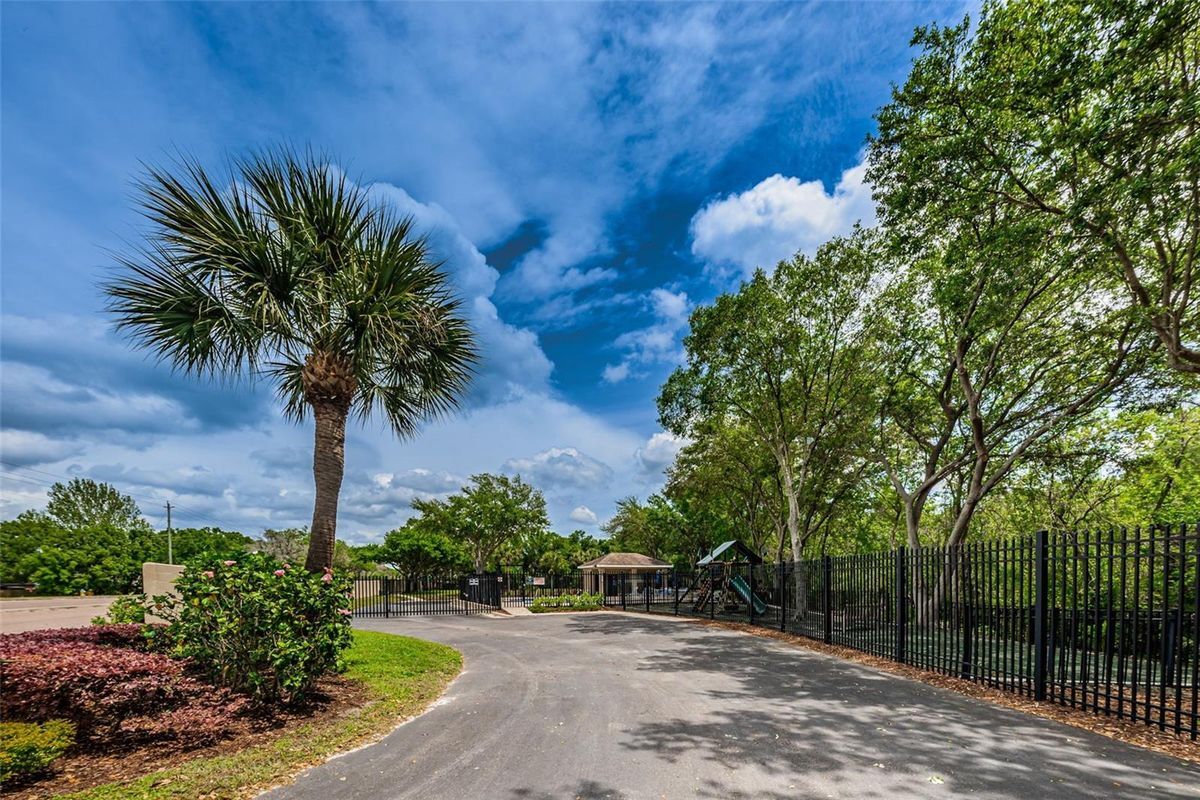 Building Photo - 4304 Deermont Cir