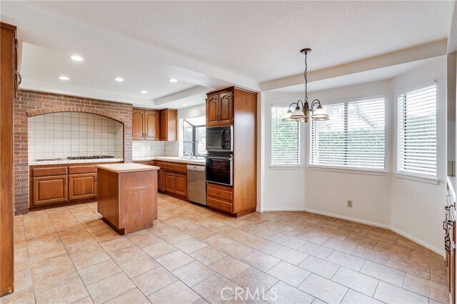 Building Photo - 24041 Jacana Cir