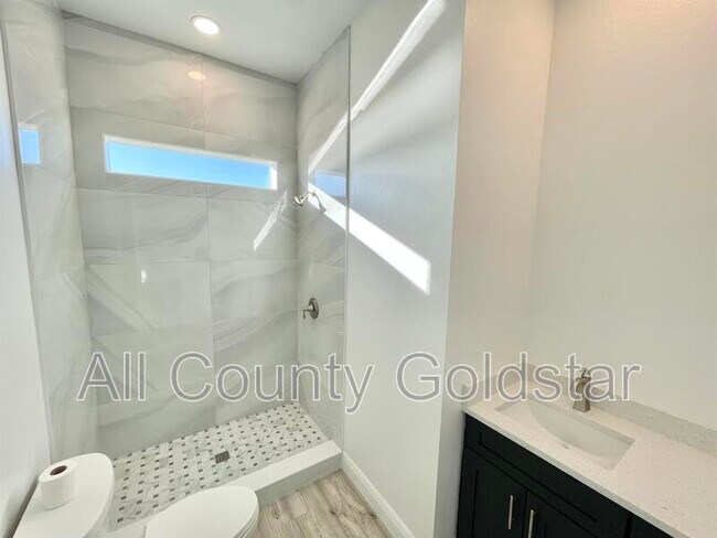 Building Photo - 10688 McAlester Cir