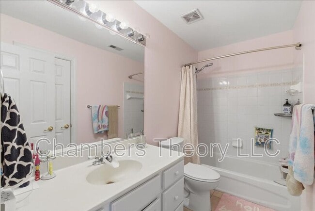Building Photo - 8407 Chaucer House Ct