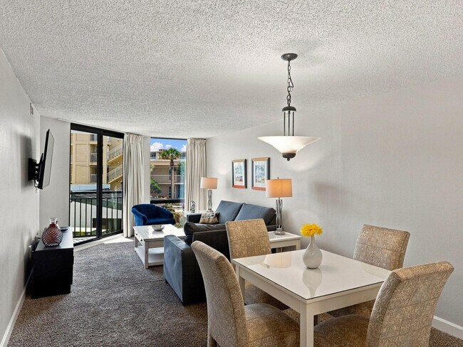 Building Photo - 1040 US-98