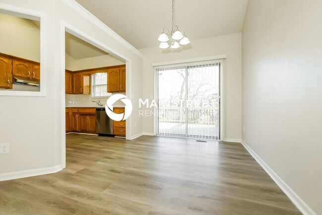 Building Photo - 1406 Cottonwood Dr
