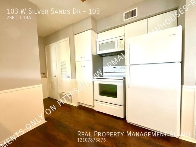 Building Photo - 103 W Silver Sands Dr