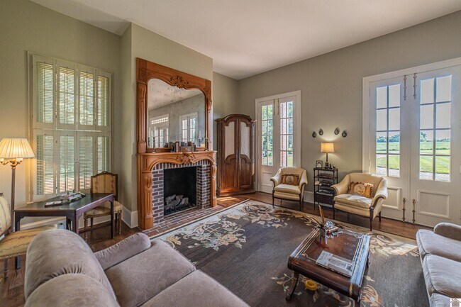 Building Photo - 2500 Biggs Rd