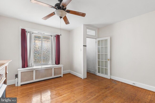 Building Photo - 345 W Mt Pleasant Ave