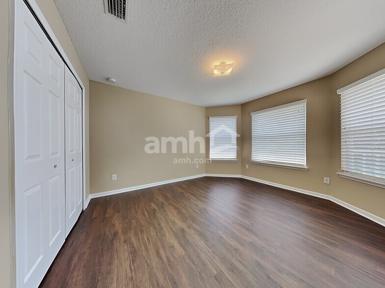 Building Photo - 11326 Scenic Point Cir