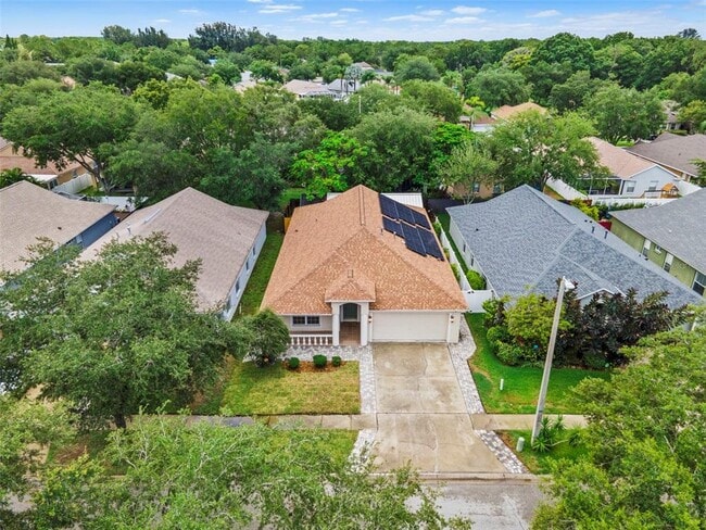 Building Photo - 15316 Lake Bella Vista Dr