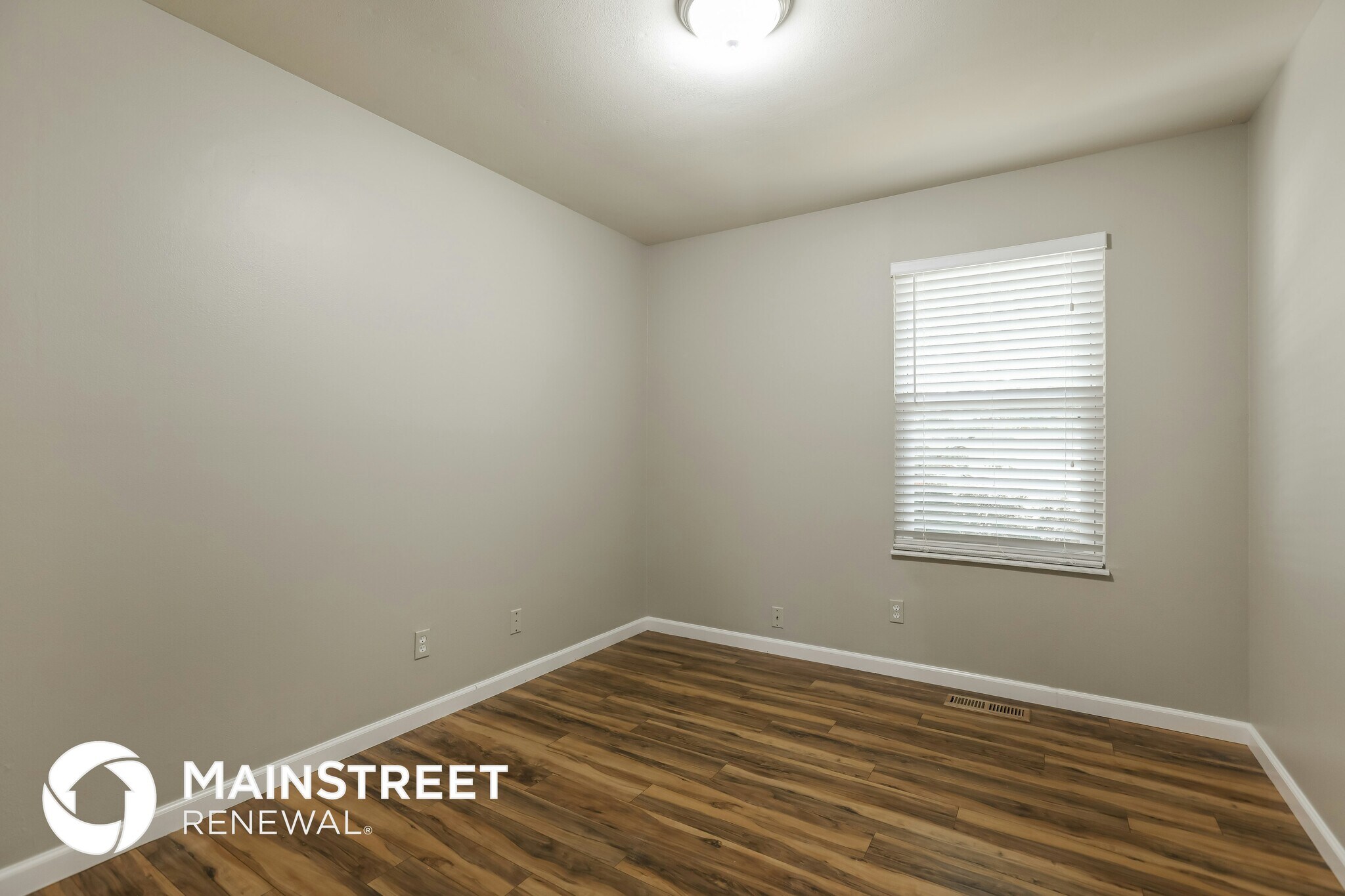 Building Photo - 718 Boca Chica Dr